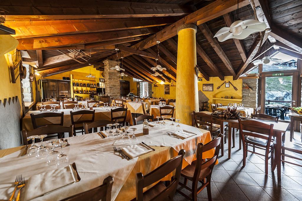Hotel Baita Cretaz Breuil-Cervinia Ngoại thất bức ảnh