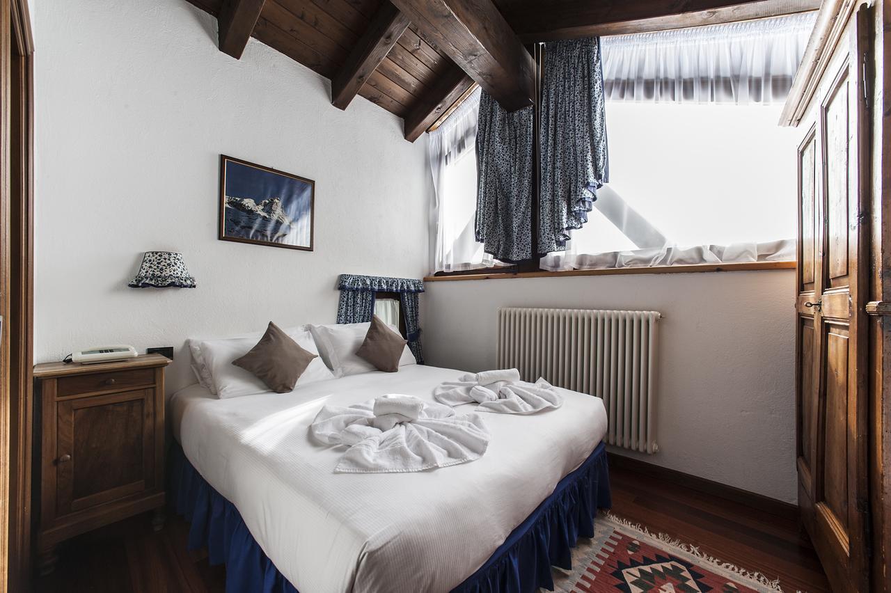 Hotel Baita Cretaz Breuil-Cervinia Ngoại thất bức ảnh